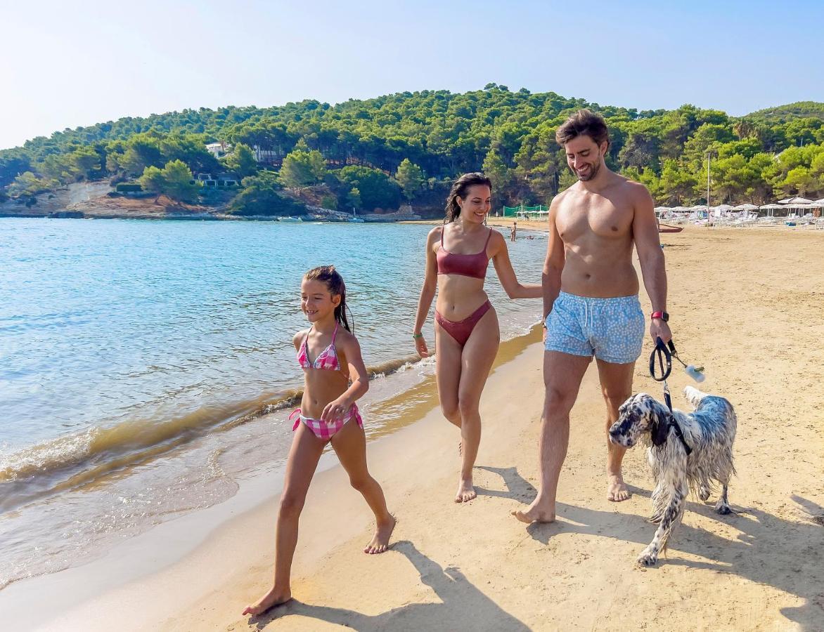 Gattarella Family Resort Puglia - Self Catering Accommodations In The Pinewood Vieste Exterior photo