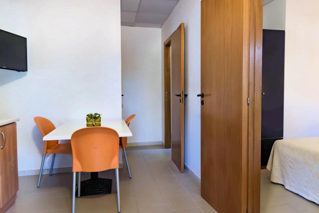 Gattarella Family Resort Puglia - Self Catering Accommodations In The Pinewood Vieste Exterior photo